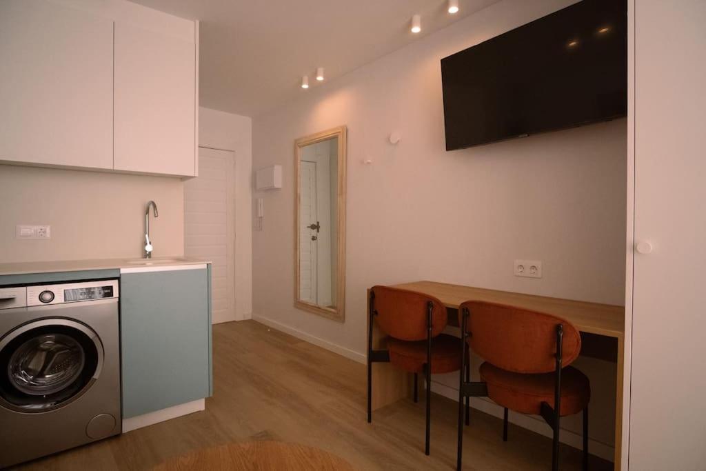 Ferienwohnung Spectacular Renovated Studio Facing The Sea Valencia Exterior foto